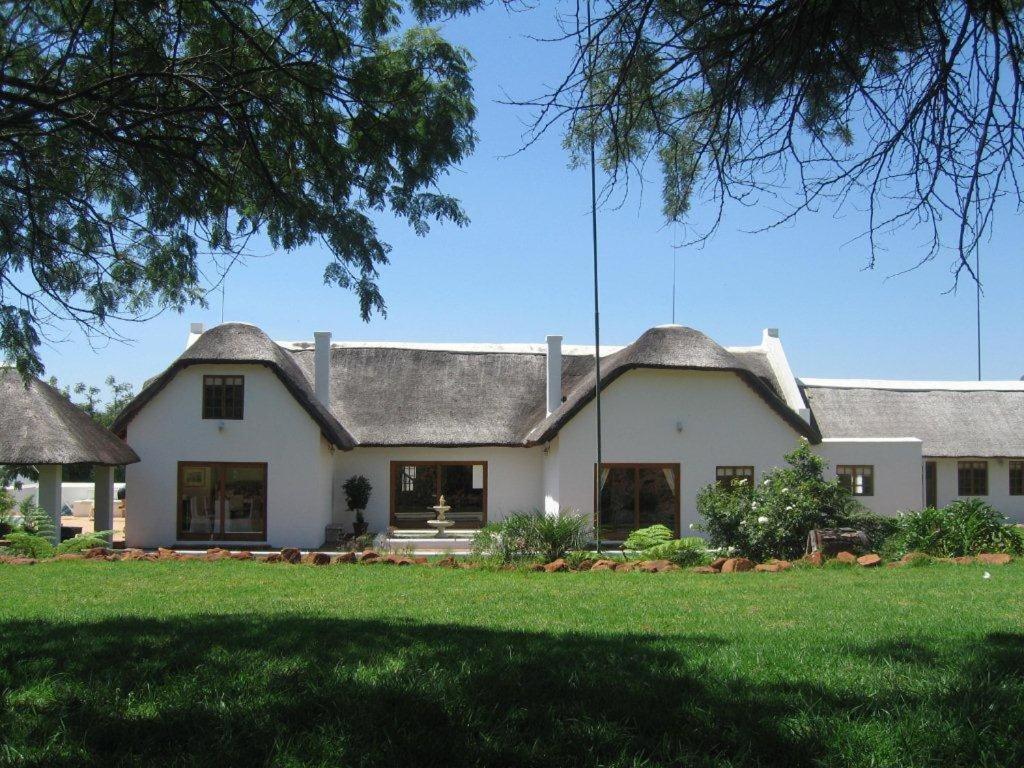 Steynshoop Self-Catering Valley Lodge Hekpoort 外观 照片